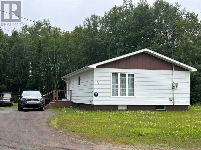 39 Montagnais Road, Happy Valley- Goose Bay, Newfoundland & Labrador, A0P1E0, Happy Valley- Goose Bay, Newfoundland & Labrador — photo 1 of 5