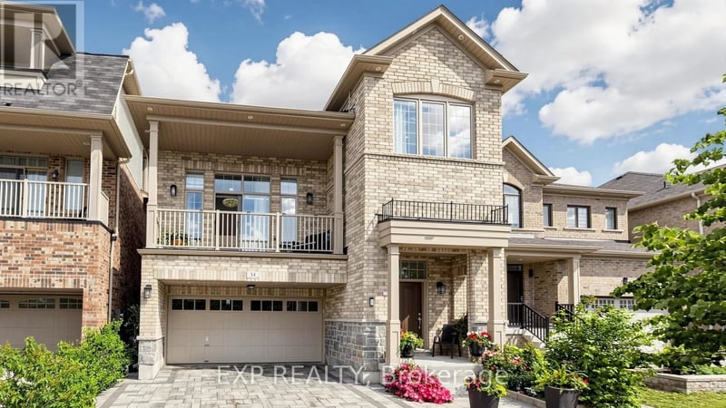 34 Buttonleaf Crescent, Whitchurch-Stouffville (Stouffville), Ontario, L4A4P5, Whitchurch-Stouffville (Stouffville), Ontario — photo 1 of 5