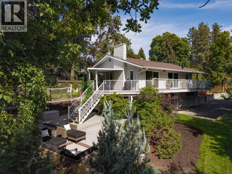 1764 Highland Drive North, Kelowna, British Columbia, V1Y4L1, Kelowna, British Columbia — photo 1 of 5