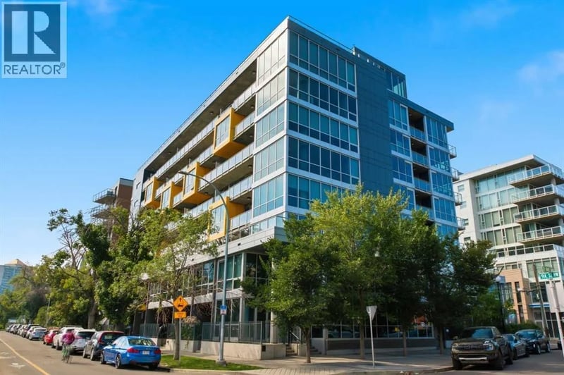 235 9A Street Northwest, Calgary, Alberta, T2N4H7, Calgary, Alberta — photo 1 of 5