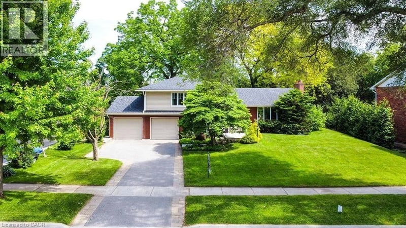 203 PENN Drive, Burlington, Ontario, L7N2B6, Burlington, Ontario — photo 1 of 5