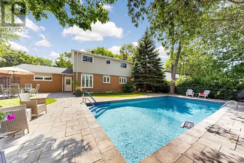 135 Senator Reesor's Drive, Markham (Sherwood-Amberglen), Ontario, L3P3E6, Markham (Sherwood-Amberglen), Ontario — photo 1 of 5