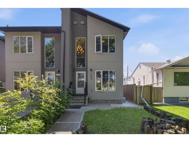 10833 63 AV NW, Edmonton, Alberta, T6H1P9, Edmonton, Alberta — photo 1 of 5