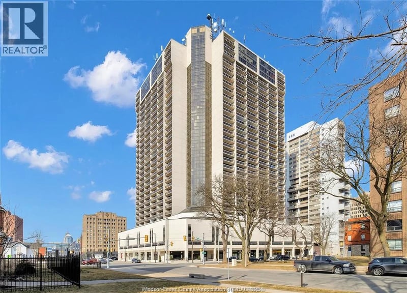 #816 150 PARK West, Windsor, Ontario, N9A7A2, Windsor, Ontario — photo 1 of 5