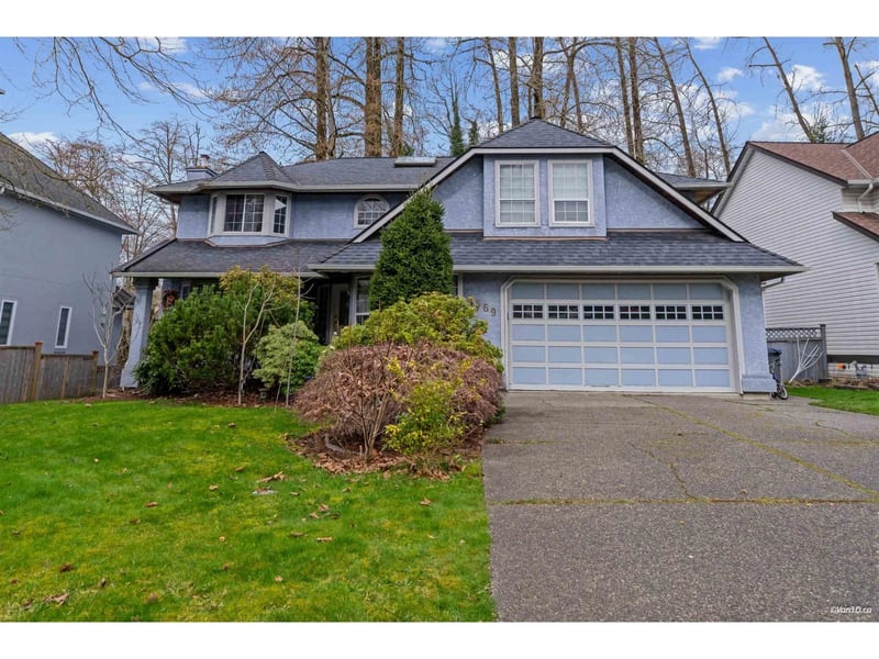 8569 141A Street, Surrey, British Columbia, V3W0S3, Surrey, British Columbia — photo 1 of 5