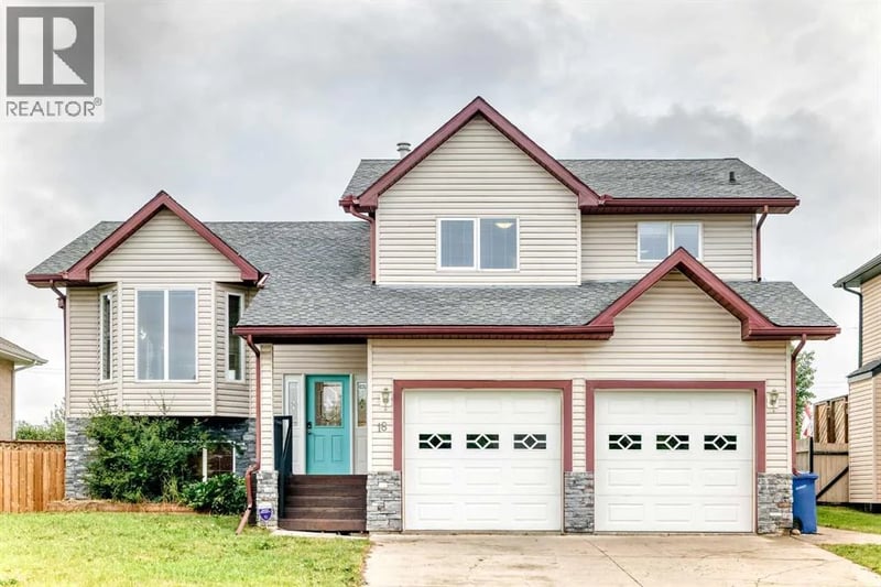 18 Julia Place, Didsbury, Alberta, T0M0W0, Didsbury, Alberta — photo 1 of 5