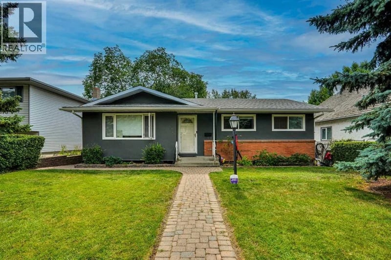 5748 Dalmead Crescent Northwest, Calgary, Alberta, T2A1E6, Calgary, Alberta — photo 1 of 5