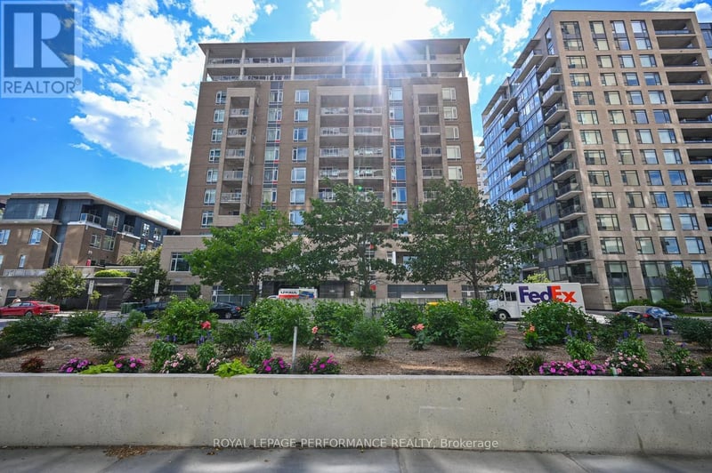 #903 100 Champagne Avenue South, Ottawa, Ontario, K1S4P4, Ottawa, Ontario — photo 1 of 5