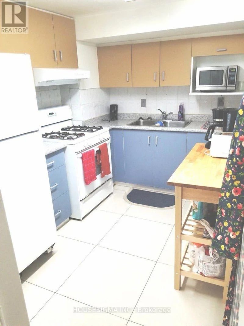 34 Ladner Drive, Toronto (Pleasant View), Ontario, M2J3Z7, Toronto (Pleasant View), Ontario — photo 1 of 5