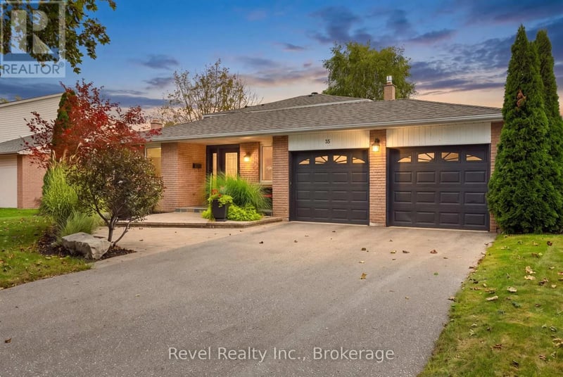 35 John Dexter Place, Markham (Sherwood-Amberglen), Ontario, L3P3G2, Markham (Sherwood-Amberglen), Ontario — photo 1 of 5