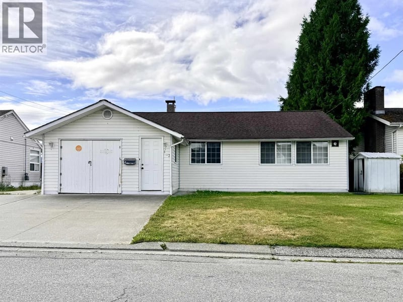 103 RALEY Street, Kitimat, British Columbia, V8C1G9, Kitimat, British Columbia — photo 1 of 5