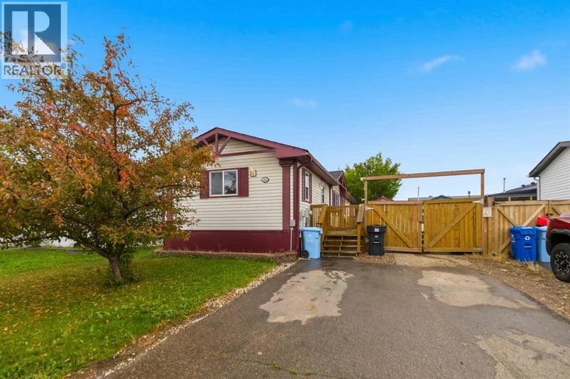 188 McKinlay Crescent, Fort McMurray, Alberta, T9K2M8, Fort McMurray, Alberta — photo 1 of 5