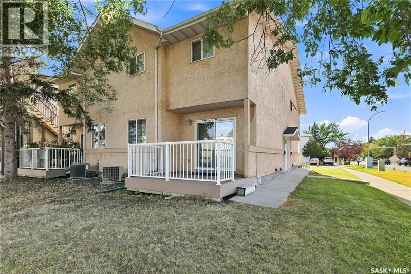 3802 Rae STREET, Regina, Saskatchewan, S4S1K6, Regina, Saskatchewan — photo 1 of 5