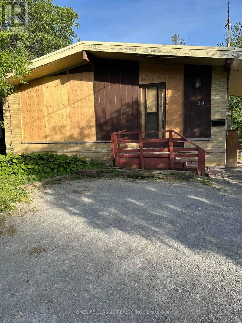 74 Richmond Street, Richmond Hill (Mill Pond), Ontario, L4C3Y4, Richmond Hill (Mill Pond), Ontario — photo 1 of 2