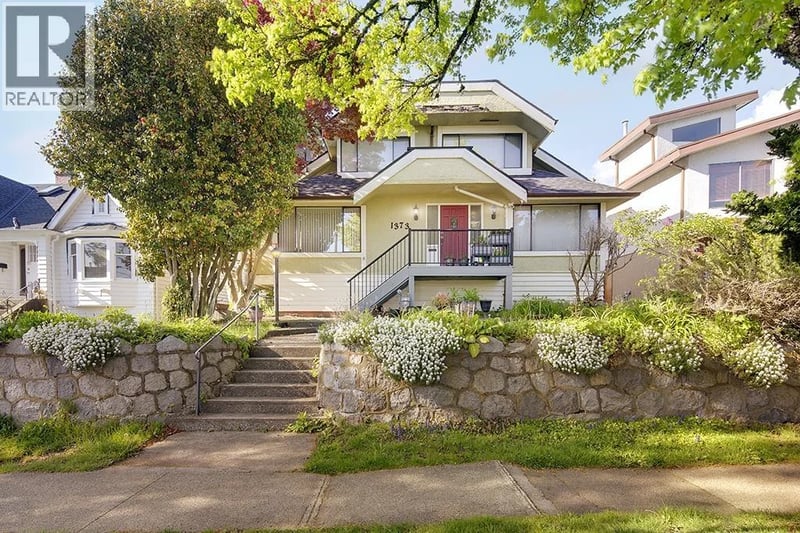 1373 64TH Avenue, Vancouver, British Columbia, V6P2N3, Vancouver, British Columbia — photo 1 of 5