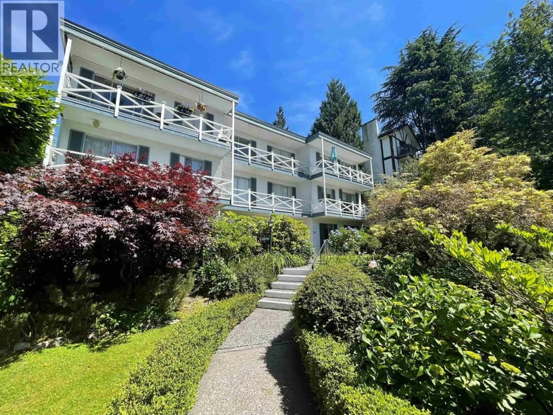 #11 140 20 Street, North Vancouver, British Columbia, V7L3A4, North Vancouver, British Columbia — photo 1 of 5