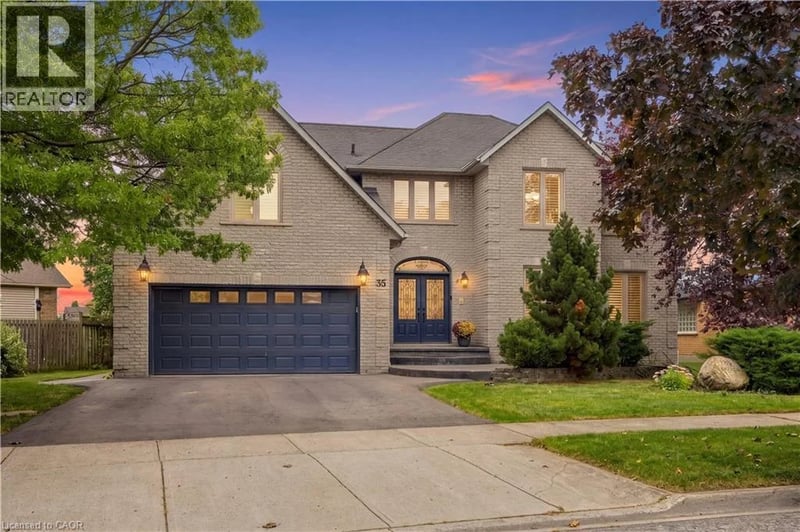 35 LIDO Drive, Stoney Creek, Ontario, L8E5E8, Stoney Creek, Ontario — photo 1 of 5
