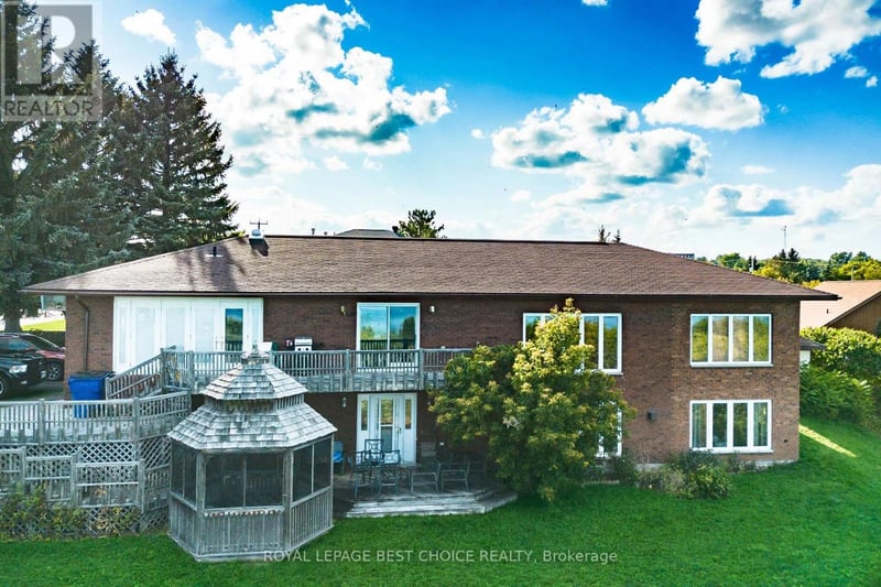 243 Lawlor Street, Temiskaming Shores (Haileybury), Ontario, P0J1K0, Temiskaming Shores (Haileybury), Ontario — photo 1 of 5