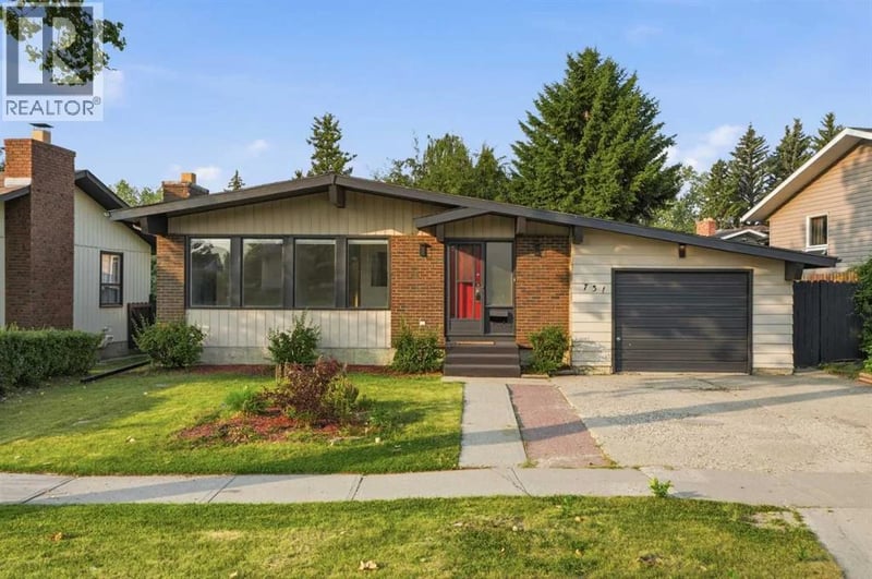 731 Queensland Drive Southeast, Calgary, Alberta, T2J4S8, Calgary, Alberta — photo 1 of 5