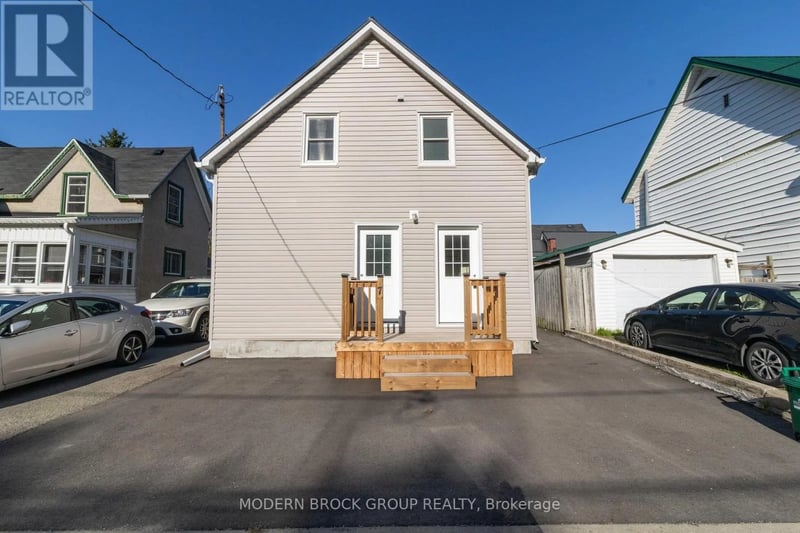 7 Elm Street, Brockville, Ontario, K6V5M5, Brockville, Ontario — photo 1 of 5