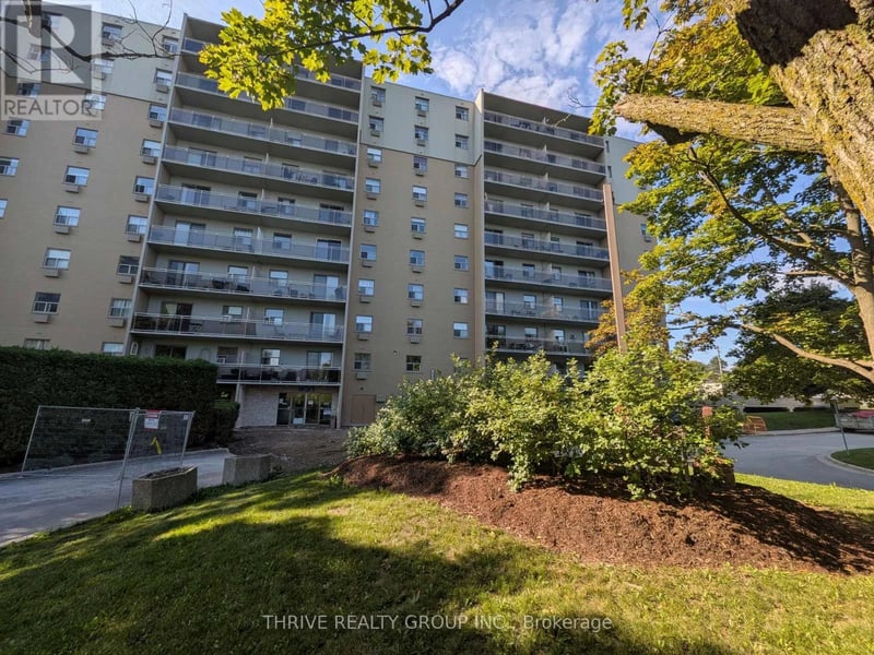 #111 931 Wonderland Road South, London South (South M), Ontario, N6K2X6, London South (South M), Ontario — photo 1 of 5