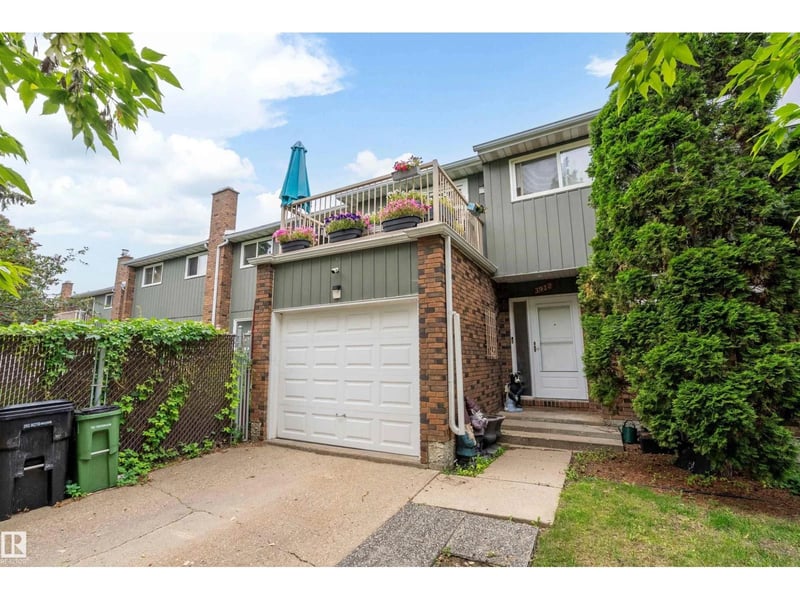 3912 134 AV NW, Edmonton, Alberta, T5A3J8, Edmonton, Alberta — photo 1 of 5