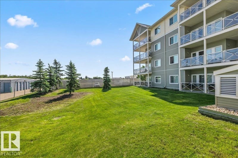 #114 12660 142 AV NW, Edmonton, Alberta, T5X0J5, Edmonton, Alberta — photo 1 of 5