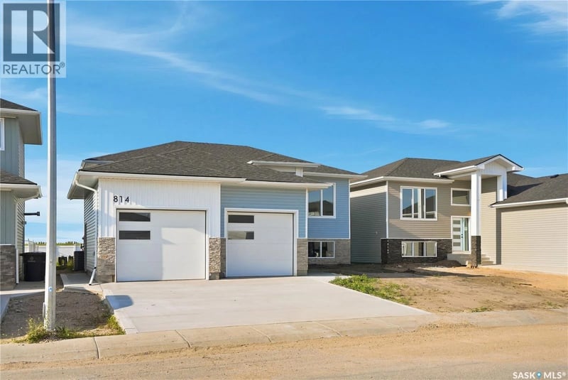 824 Ballesteros CRESCENT, Warman, Saskatchewan, S0K4S0, Warman, Saskatchewan — photo 1 of 5