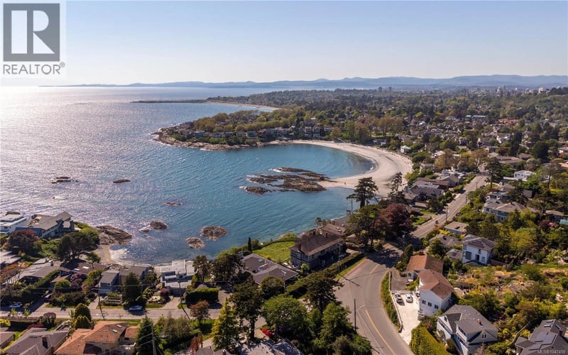 100 King George Terrace, Oak Bay, British Columbia, V8S2J9, Oak Bay, British Columbia — photo 1 of 5