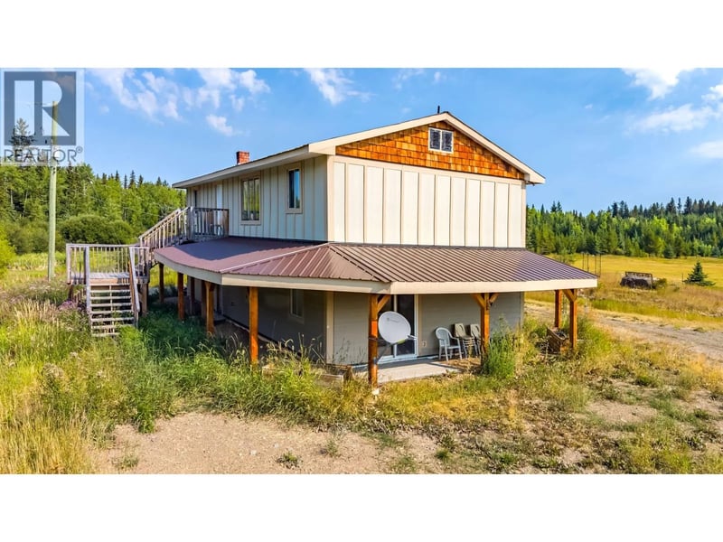 7435 LITTLE FORT 24 Highway, 100 Mile House, British Columbia, V0K1X1, 100 Mile House, British Columbia — photo 1 of 5