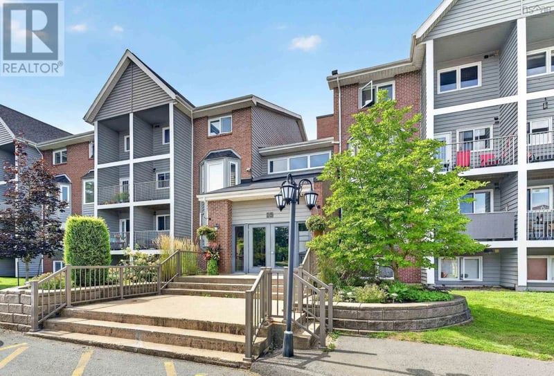 #211 15 Knightsridge Drive, Halifax, Nova Scotia, B3M3S9, Halifax, Nova Scotia — photo 1 of 5