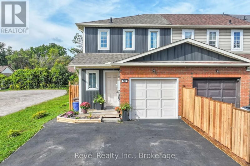 123 Albert Street South, Kawartha Lakes (Lindsay), Ontario, K9V6G1, Kawartha Lakes (Lindsay), Ontario — photo 1 of 5