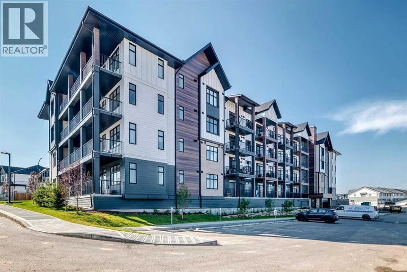 430 Sage Hill Road Northwest, Calgary, Alberta, T3R2J9, Calgary, Alberta — photo 1 of 5