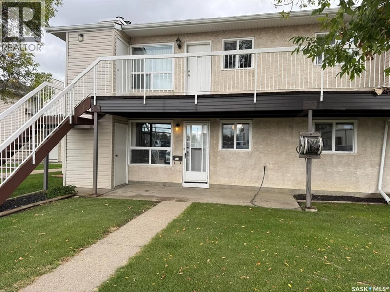 415 67 Wood Lily DRIVE, Moose Jaw, Saskatchewan, S6J1G6, Moose Jaw, Saskatchewan — photo 1 of 5