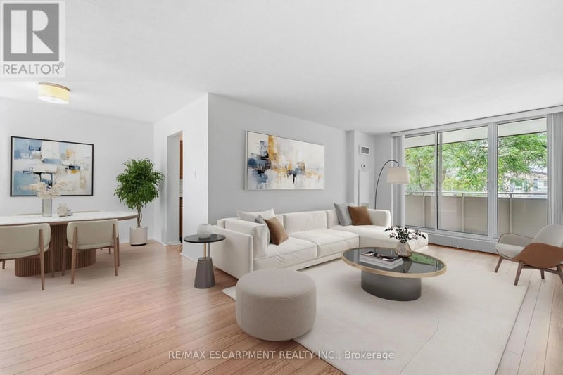 #203 1415 Ghent Avenue, Burlington (Brant), Ontario, L7S1X4, Burlington (Brant), Ontario — photo 1 of 5