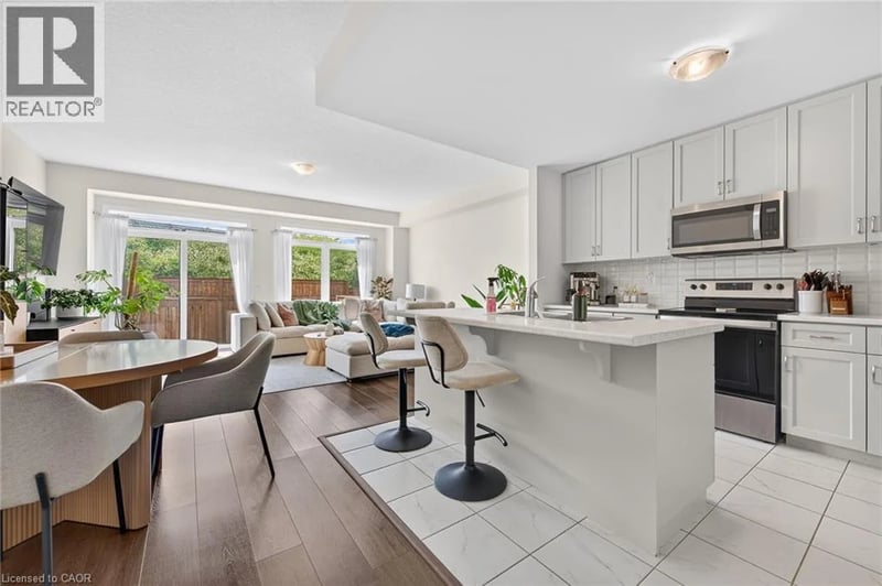 #22 27 RACHEL Drive, Stoney Creek, Ontario, L8E0K6, Stoney Creek, Ontario — photo 1 of 5