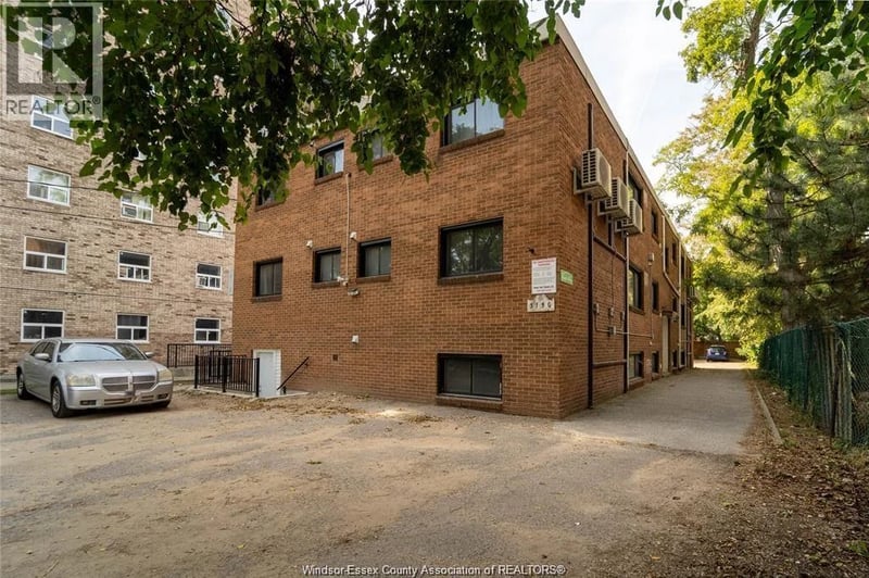 #1 3150 PETER Street, Windsor, Ontario, N9C1H3, Windsor, Ontario — photo 1 of 2