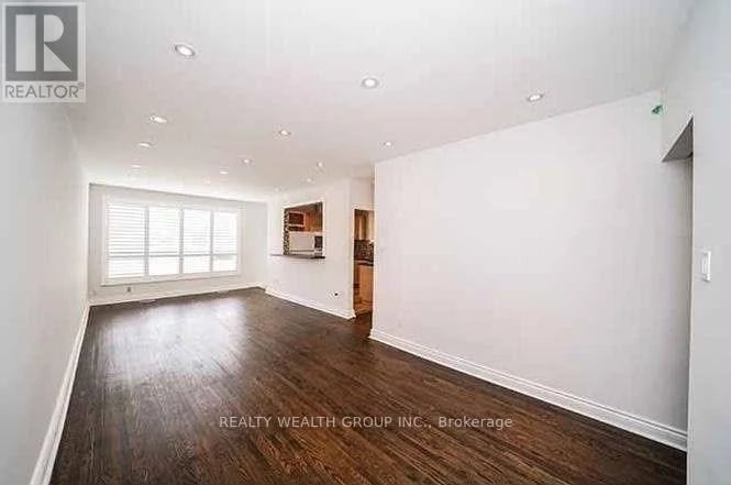 271 McConvey Drive, Richmond Hill (Crosby), Ontario, L4C3K1, Richmond Hill (Crosby), Ontario — photo 1 of 5