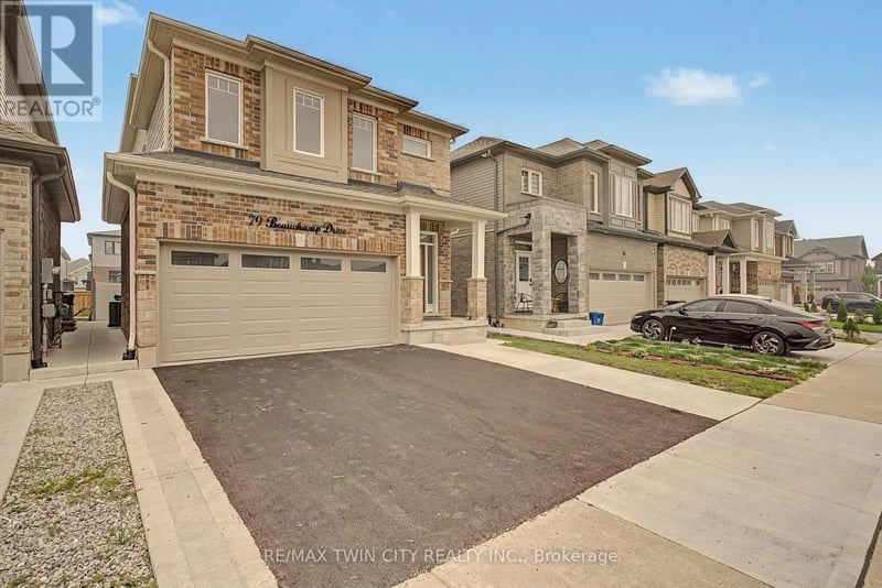 79 Beauchamp Drive, Cambridge, Ontario, N1S0B9, Cambridge, Ontario — photo 1 of 5