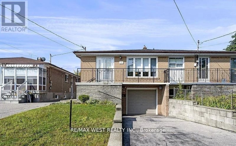136 Duncanwoods Drive, Toronto (Humber Summit), Ontario, M9L2E1, Toronto (Humber Summit), Ontario — photo 1 of 3