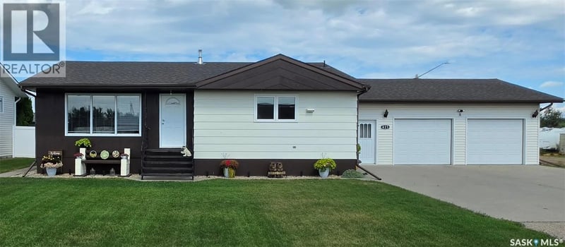 425 Corofin CRESCENT, Sturgis, Saskatchewan, S0A4A0, Sturgis, Saskatchewan — photo 1 of 5