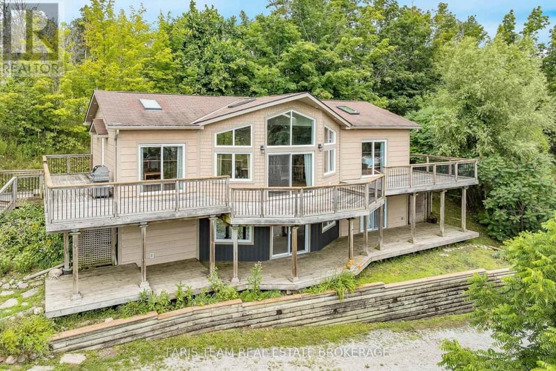 1858 Woods Bay Road, Severn, Ontario, L3V0V7, Severn, Ontario — photo 1 of 5