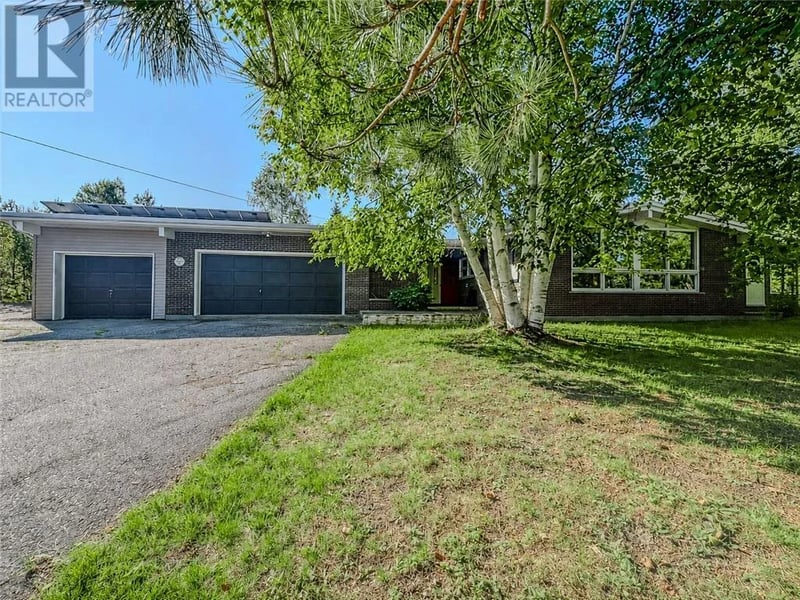 4853 Regional Road 55, Whitefish, Ontario, P0M3E0, Whitefish, Ontario — photo 1 of 5