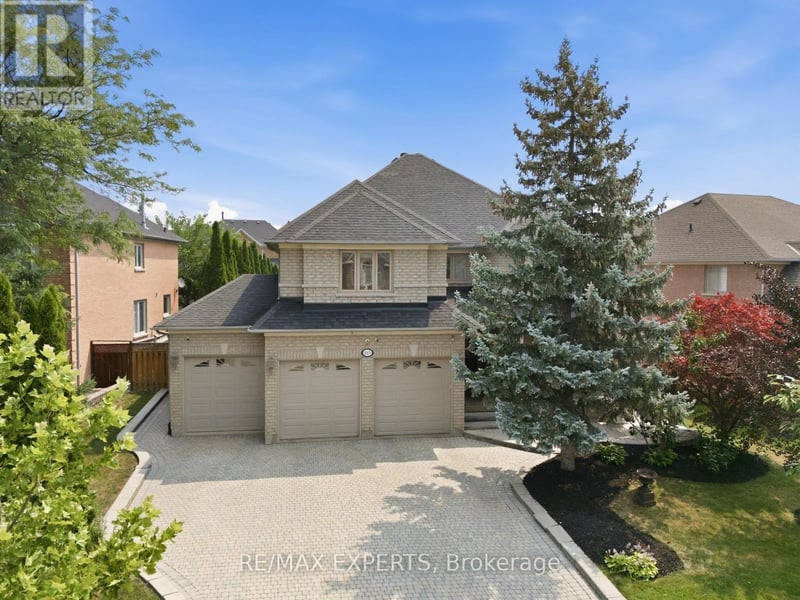 215 Velmar Drive, Vaughan (East Woodbridge), Ontario, L4L8K3, Vaughan (East Woodbridge), Ontario — photo 1 of 5