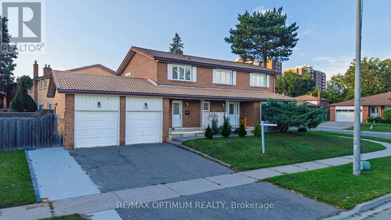 2498 Privet Crescent, Mississauga (Cooksville), Ontario, L5B2S4, Mississauga (Cooksville), Ontario — photo 1 of 5