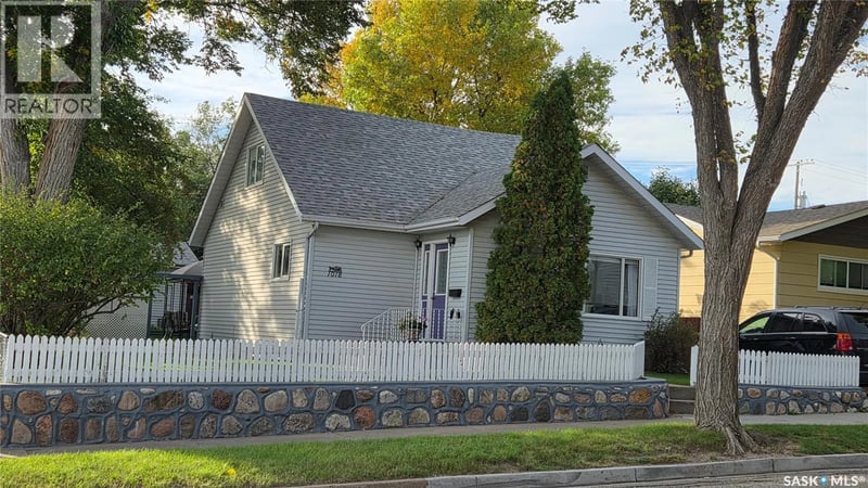 1018 4th AVENUE NW, Moose Jaw, Saskatchewan, S6H3X1, Moose Jaw, Saskatchewan