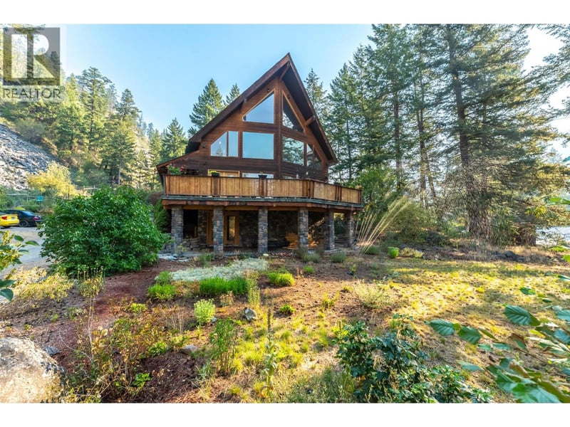 143 Stage Coach Road, Keremeos, British Columbia, V0X1N6, Keremeos, British Columbia — photo 1 of 5