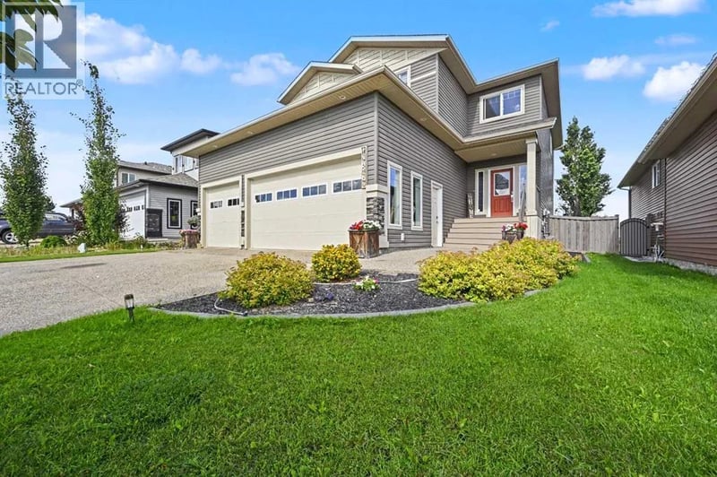11813 86A Street, Grande Prairie, Alberta, T8X0H4, Grande Prairie, Alberta — photo 1 of 5