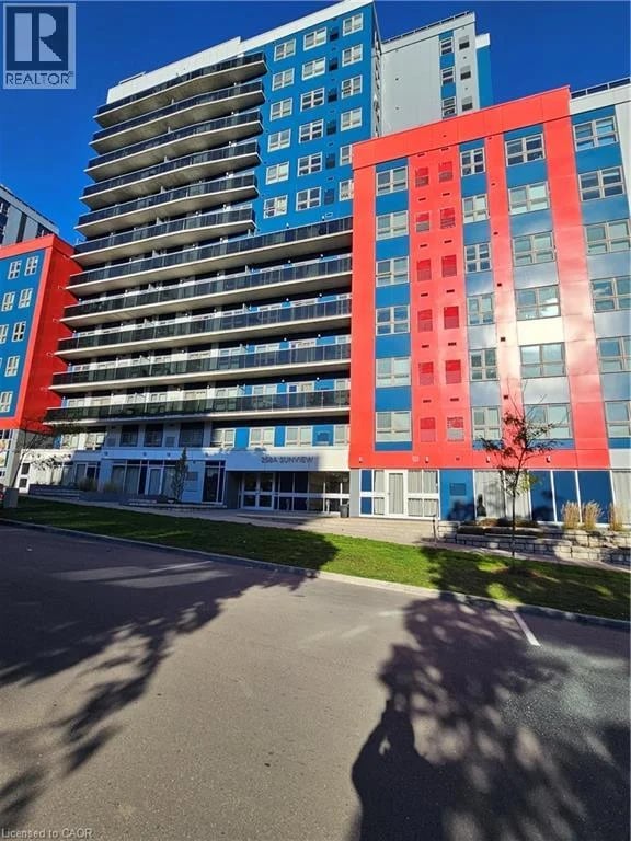 #133 258 SUNVIEW Street, Waterloo, Ontario, N2L0H6, Waterloo, Ontario — photo 1 of 5