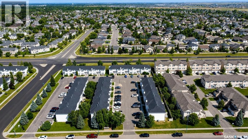 13 102 Pawlychenko LANE, Saskatoon, Saskatchewan, S7V1G9, Saskatoon, Saskatchewan — photo 1 of 5